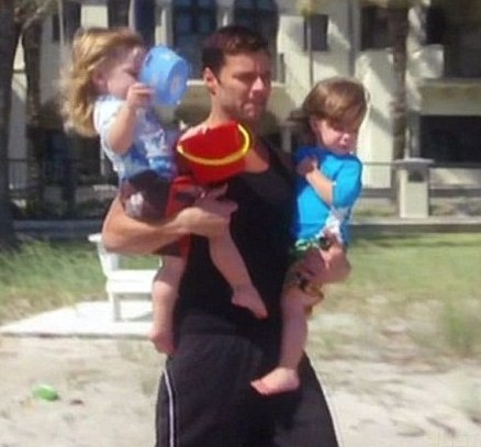 Ricky Martin je ��astn� mama