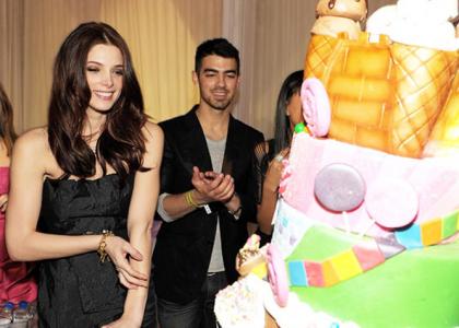 Ashley Greene ��rovala