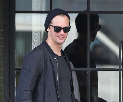 Alexander Skarsgard: ,,Nud�te sa? Sexujte!�