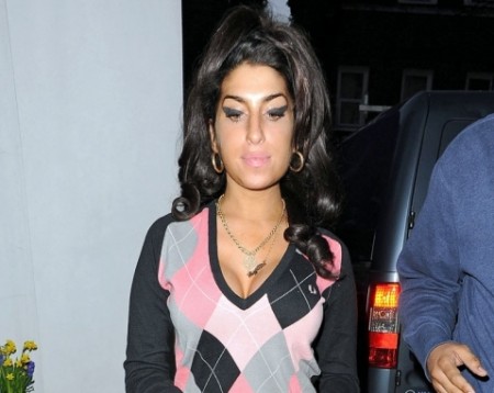 Amy Winehouse v decembri o�ije