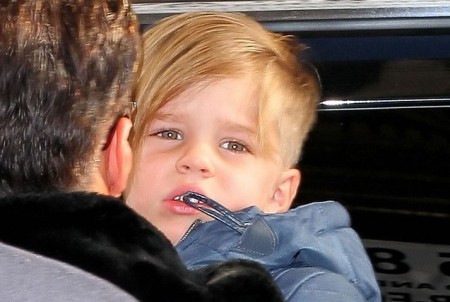 � Bo�e, syn Rickyho Martina vyzer� ako gay u� teraz