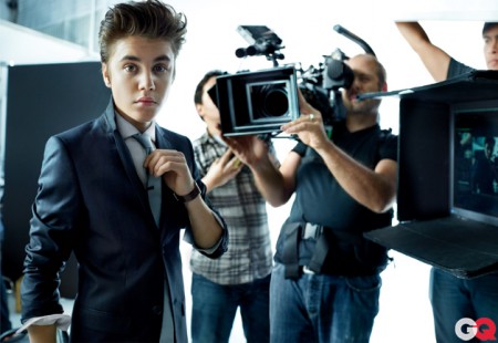 Justin Bieber: �Kim Kardashian pracuje tvrdo.� LOL.
