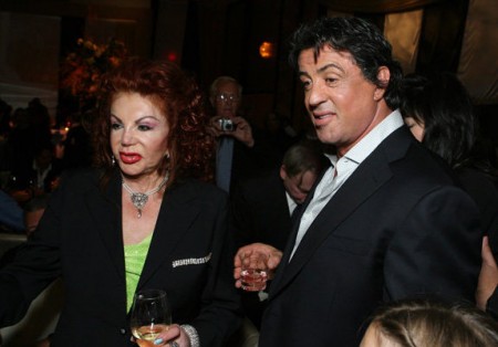 Stalloneho matka a in� pr�erky