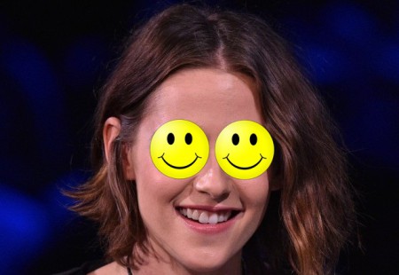 H�dajte, komu patr� tento �smev