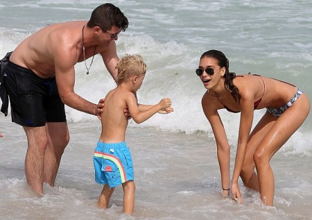 Robin Thicke ven�� deti