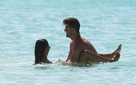D�vka� Robin Thicke