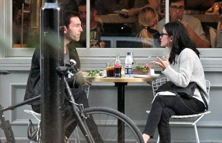 Ve�k� h�dka v re�tike