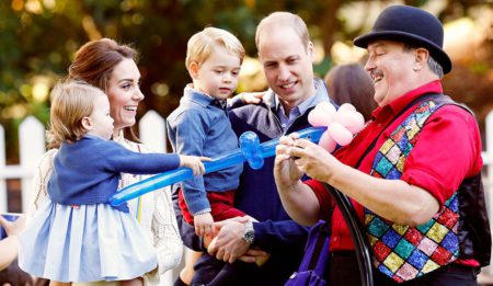 George a Charlotte na p�rty