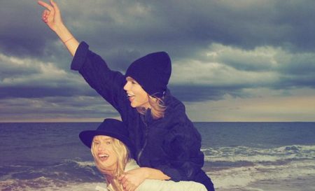 Taylor Swift oslavovala De� v�akyvzdania