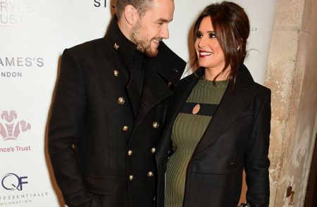 Cheryl Cole konečne ukázala bruško