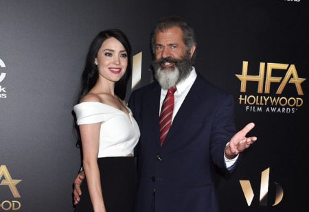 Mikul� s tehotnou frajerkou