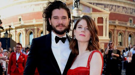 Jon Snow a Ygritte s� zasn�ben�