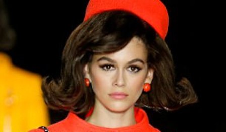 Kaia Gerber ako Jackie Kennedy