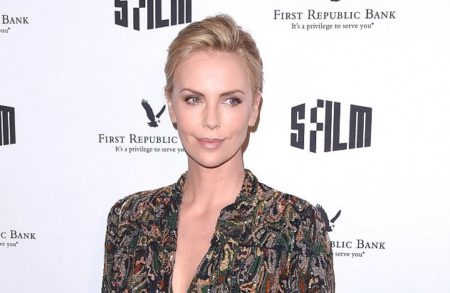 Sexica Charlize