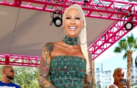 Amber a jej paroch�a