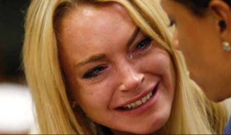 Lindsay Lohan sa zbl�znila