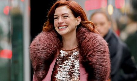 Z Anne Hathaway je ry�avka