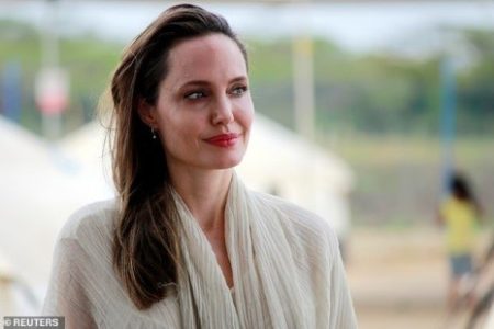 Angelina Jolie je neastná