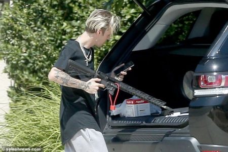 Aaron Carter skon�il so svoj�m bratom